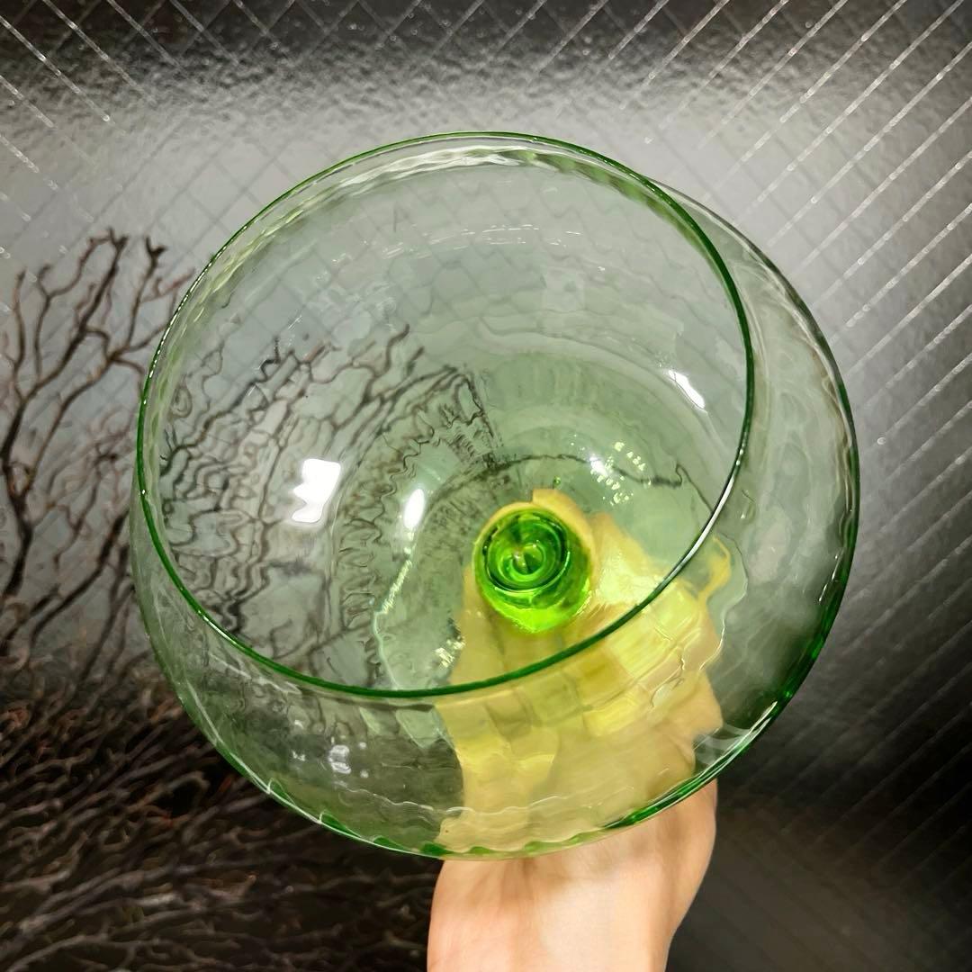 骨董　時代ガラス　ライムグリーン　ボンボニエール 菓子器　キャニスター