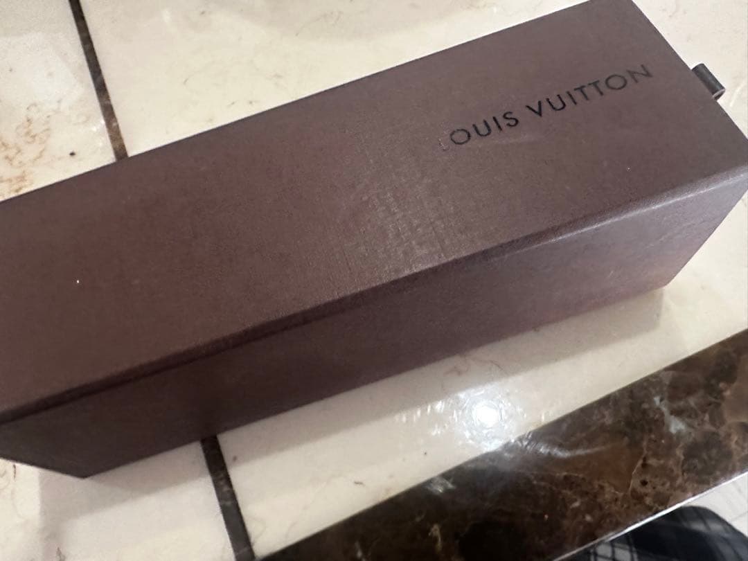 希少 LOUIS VUITTON ローラーボール レザーカバード