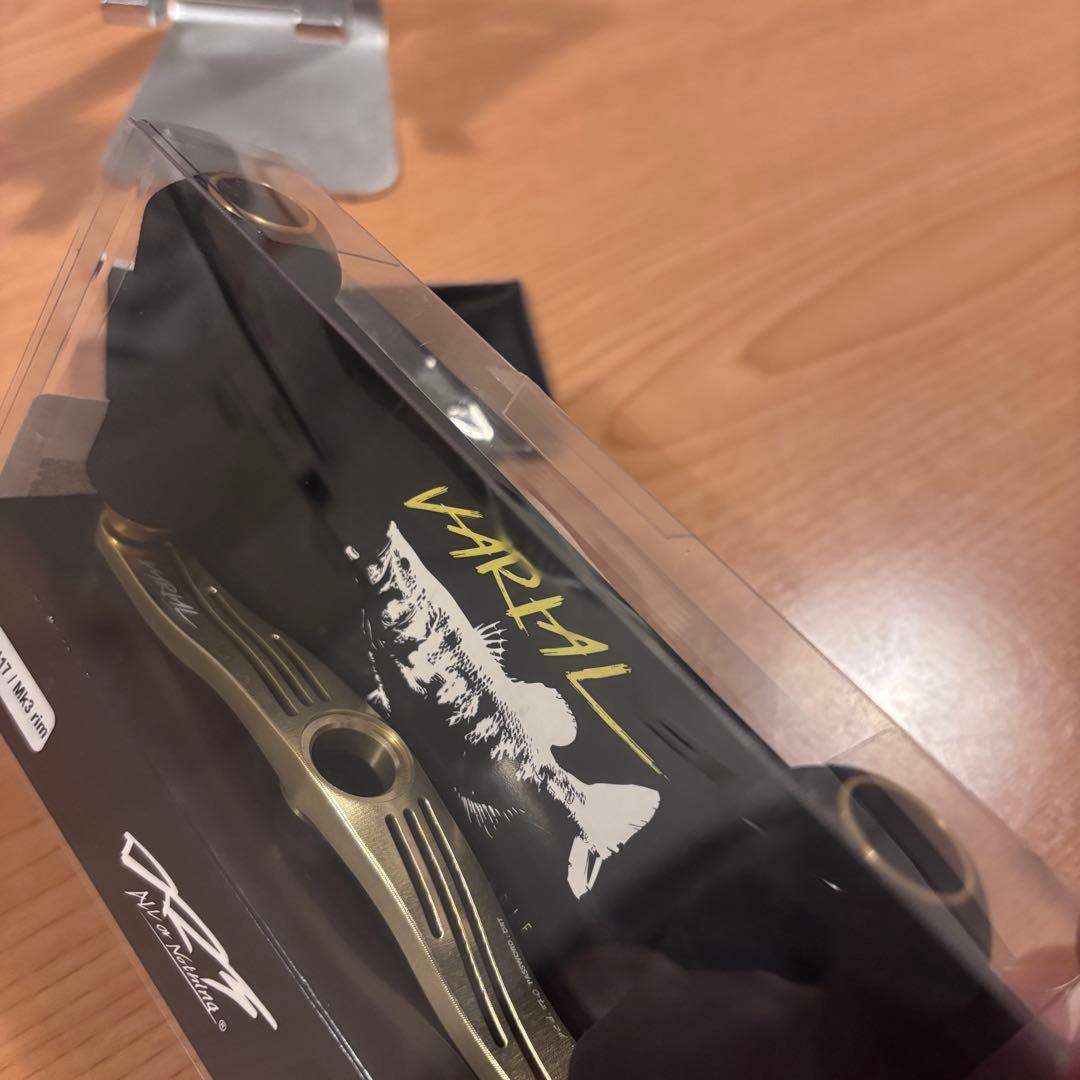 バリアルハンドル　VARIAL 117 / Mk3 rim ゴールド