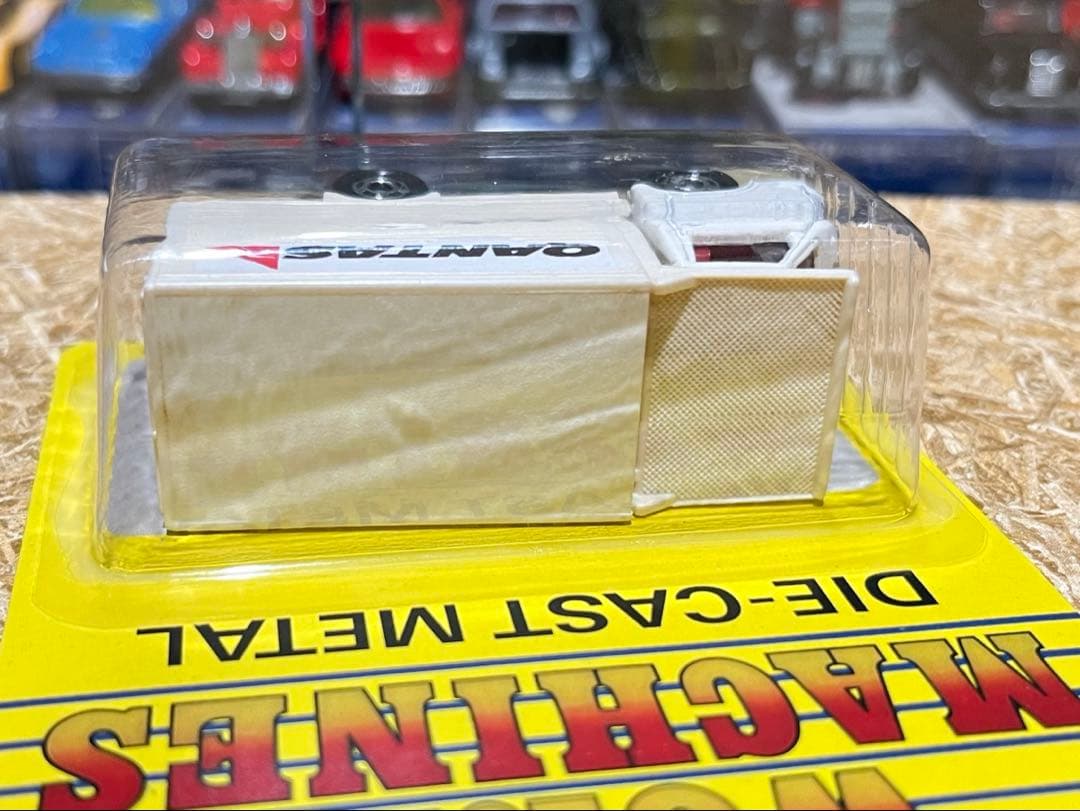 トミカ 日本製 黒箱 35.36.37 いすゞ エルフ