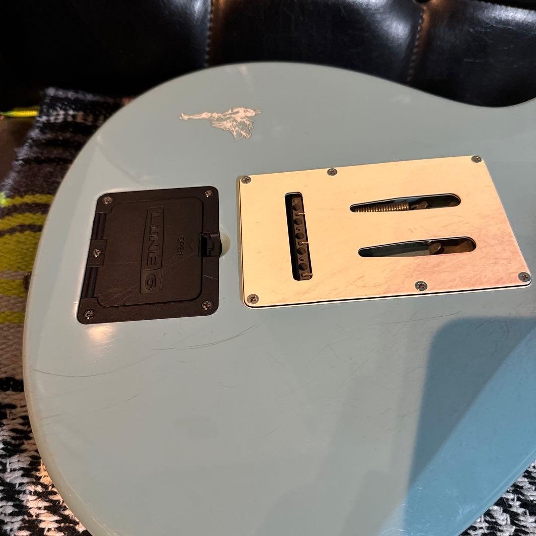 ジャンクLINE6 Variax 600 ライトブルー モデリングギター　ギター