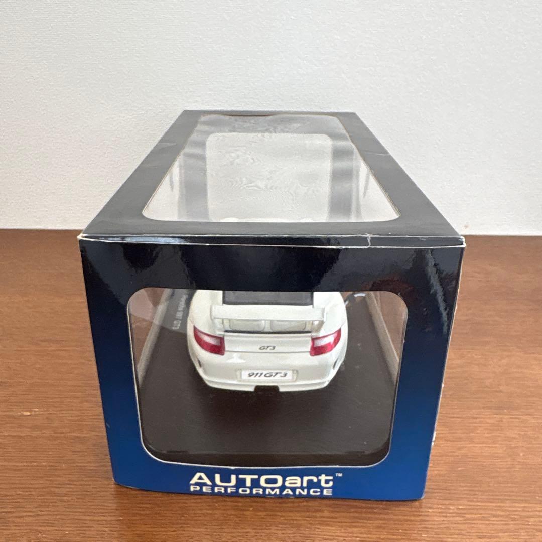 オートアート　ポルシェ　911 997 GT3 ホワイト　1/18 ミニカー
