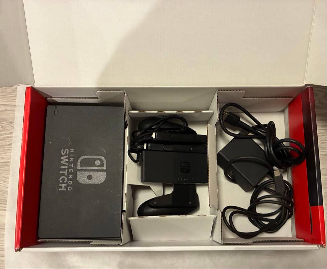 Nintendo Switch 本体 ネオンブルー/レッド 箱あり 中古