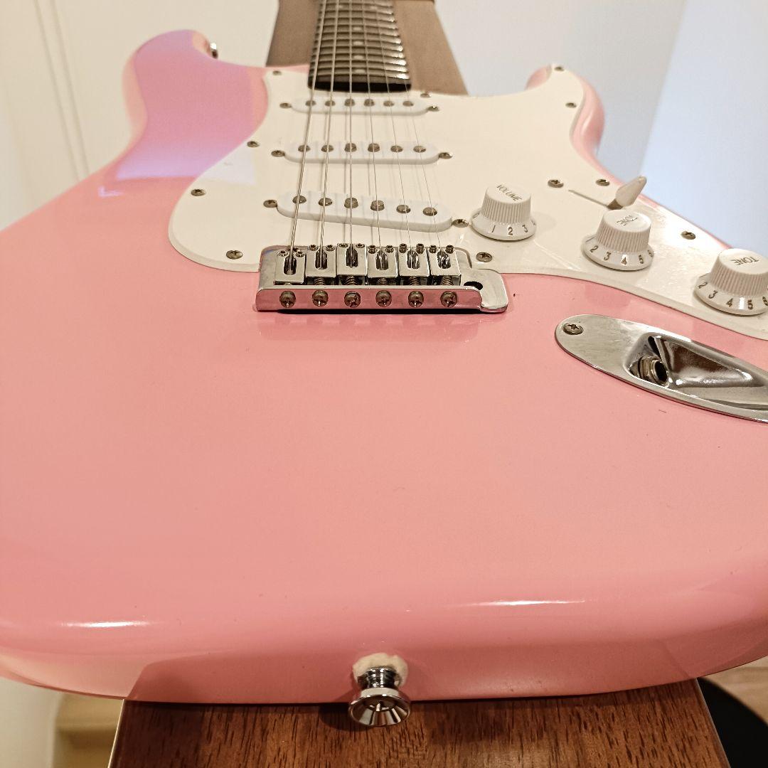 【メンテ済】Squier ストラトキャスター エレキギター 本体 ピンク