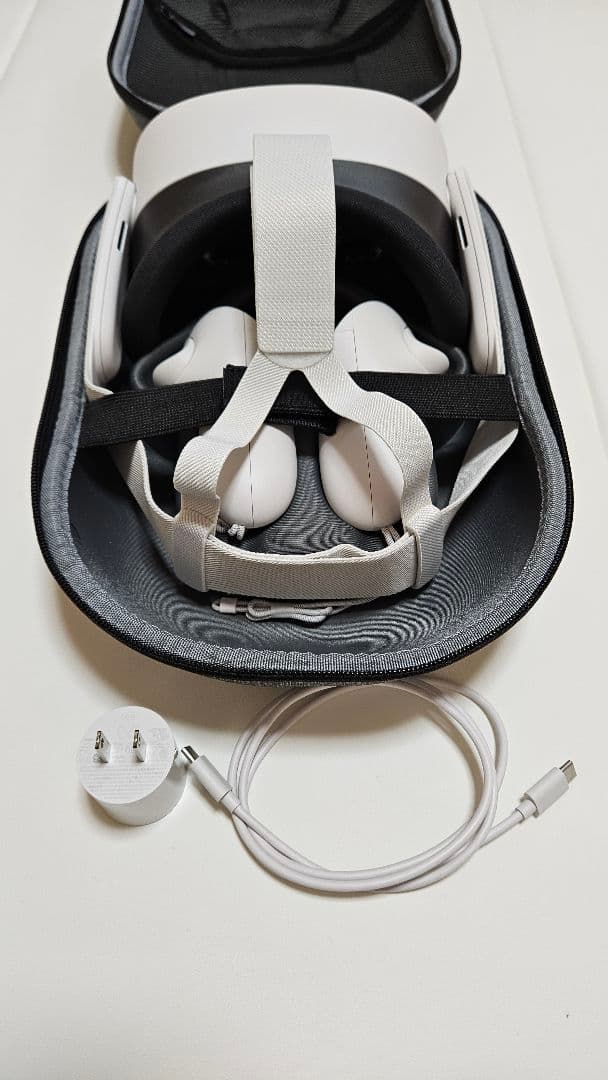  Quest 3S 256GB キャリングケース付