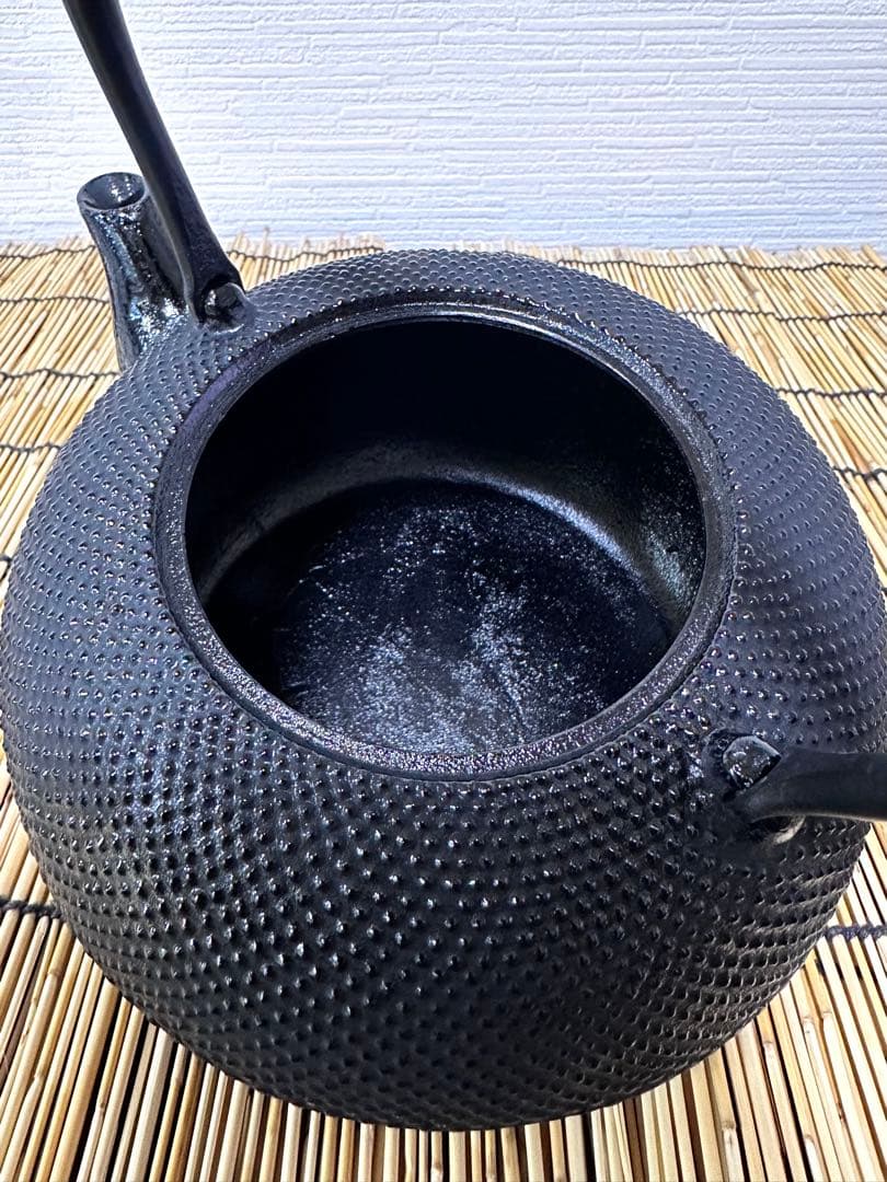 未使用品　南部特製銘(宝星堂)造　１５型アラレ　南部鉄瓶　南部鉄器　調理器具