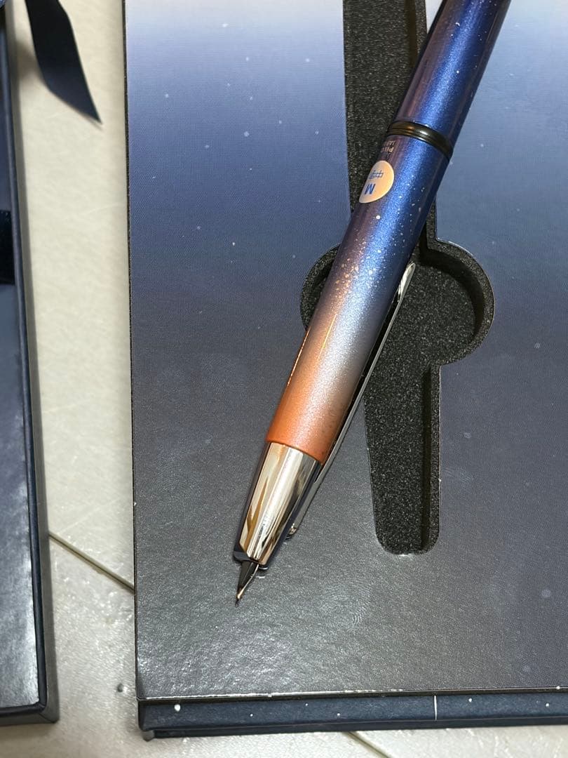 万年筆 PILOT Capless Decimo 20周年記念モデル EF