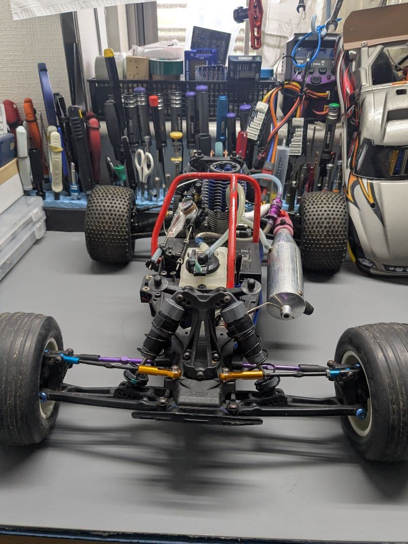 トラクサス 　JATO 　ニトロ25 　1/１０　エンジンカー　２WD