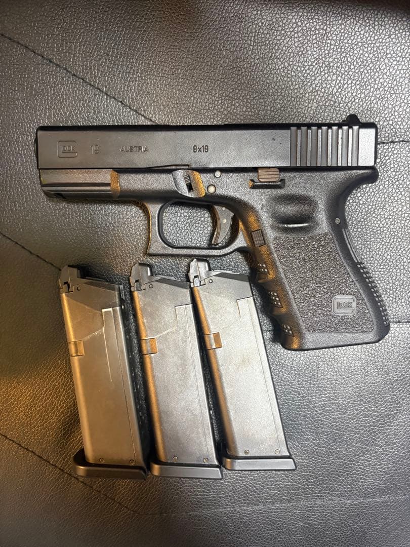 J*N様 東京マルイ　ガスブローバック　グロック19 gen3