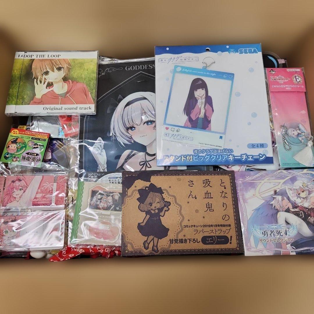 ノンジャンル　アニメグッズ　まとめ売り 550個程度