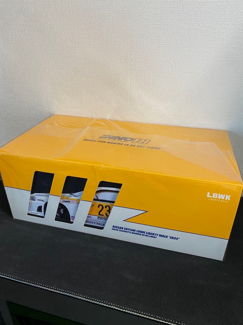 ミニカー INNO LB-ER34 NISSAN SKYLINE LBWK R34