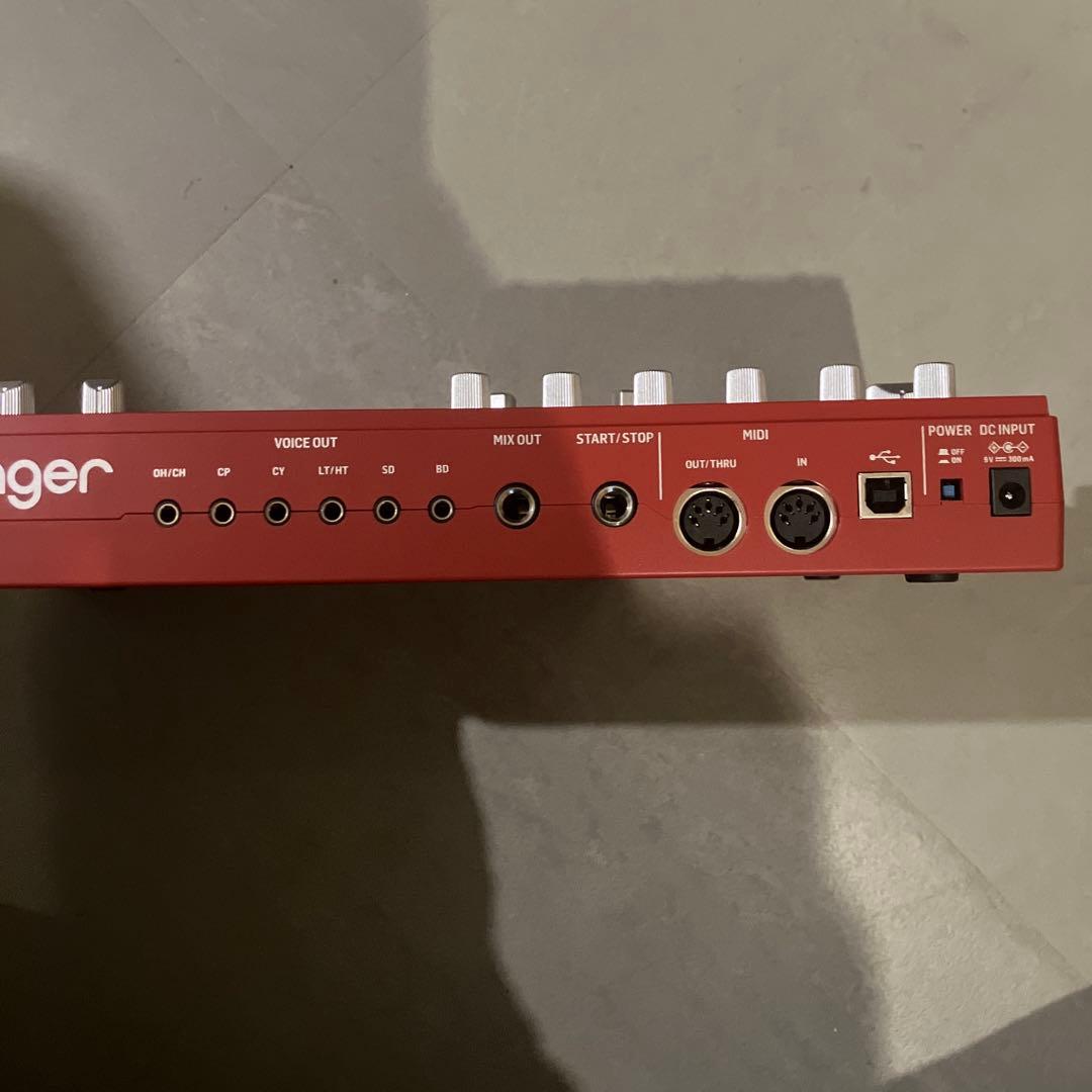 Behringer RD-6 アナログドラムマシン
