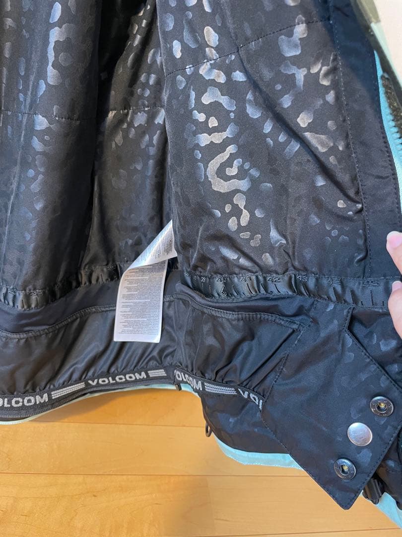 VOLCOM　GORE-TEX スノーボードウェア