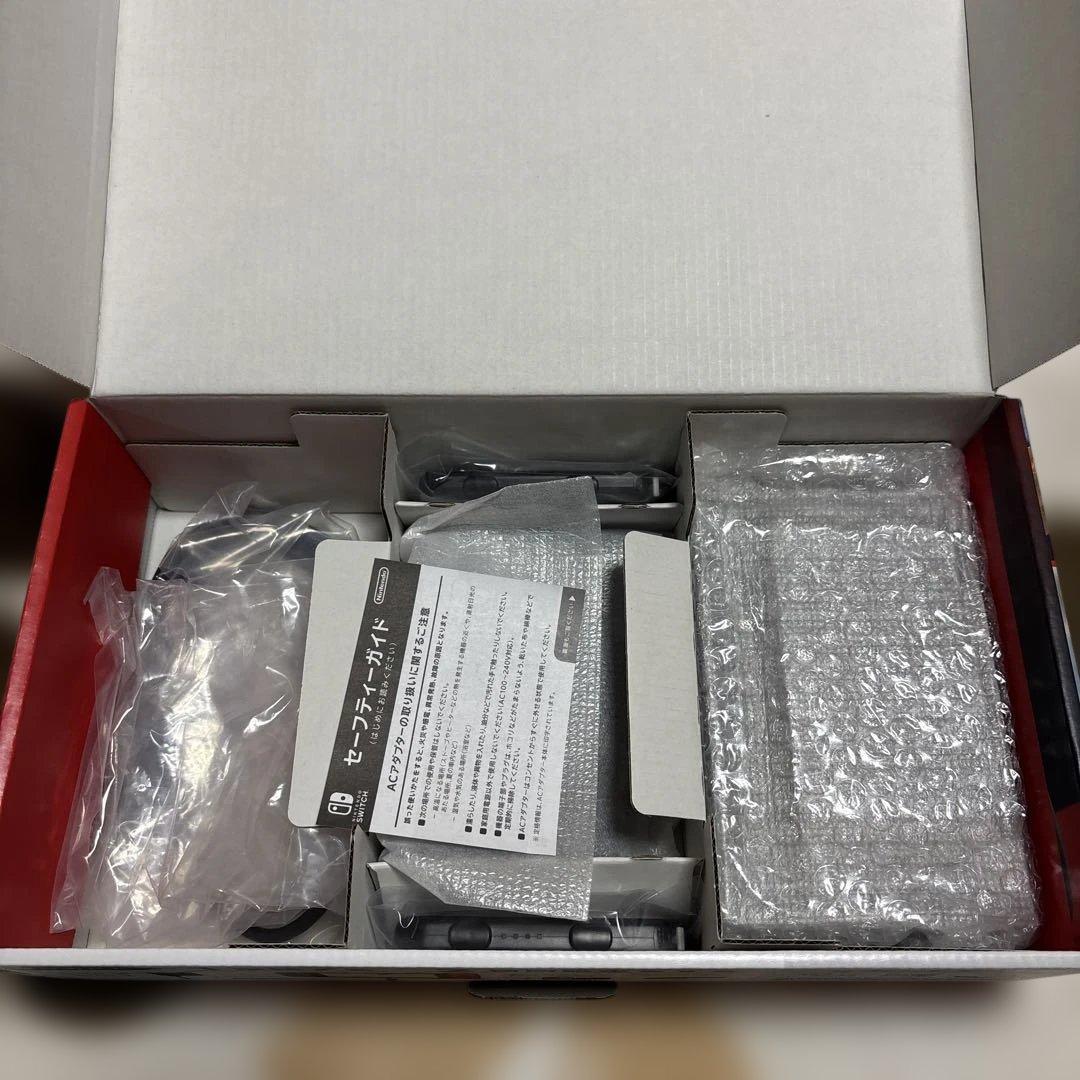 【ジャンク品】Nintendo Switch【本体セット／ACアダプター無し】