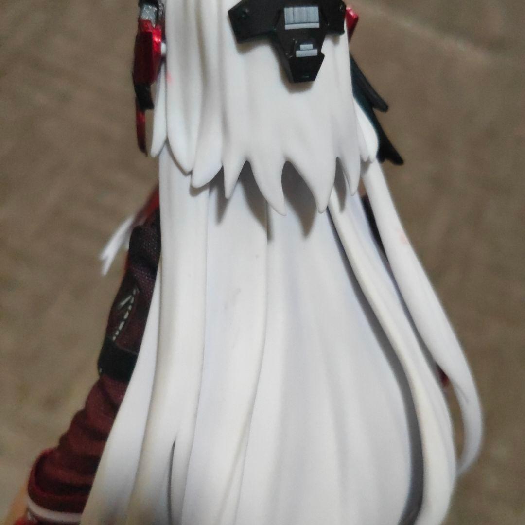 パニシンググレイレイヴン ルシア・深淵ノ紅 1/9 アクションフィギュア