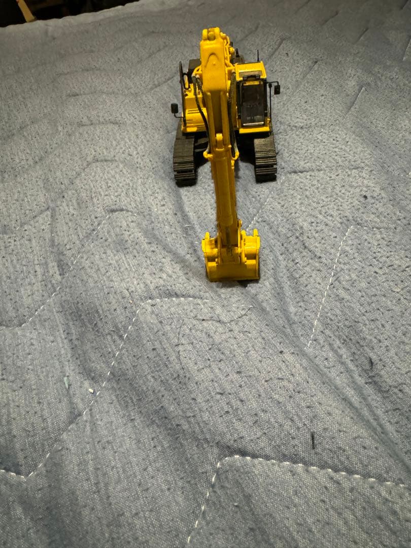 ミニカー KOMATSU PC450LC 1/50