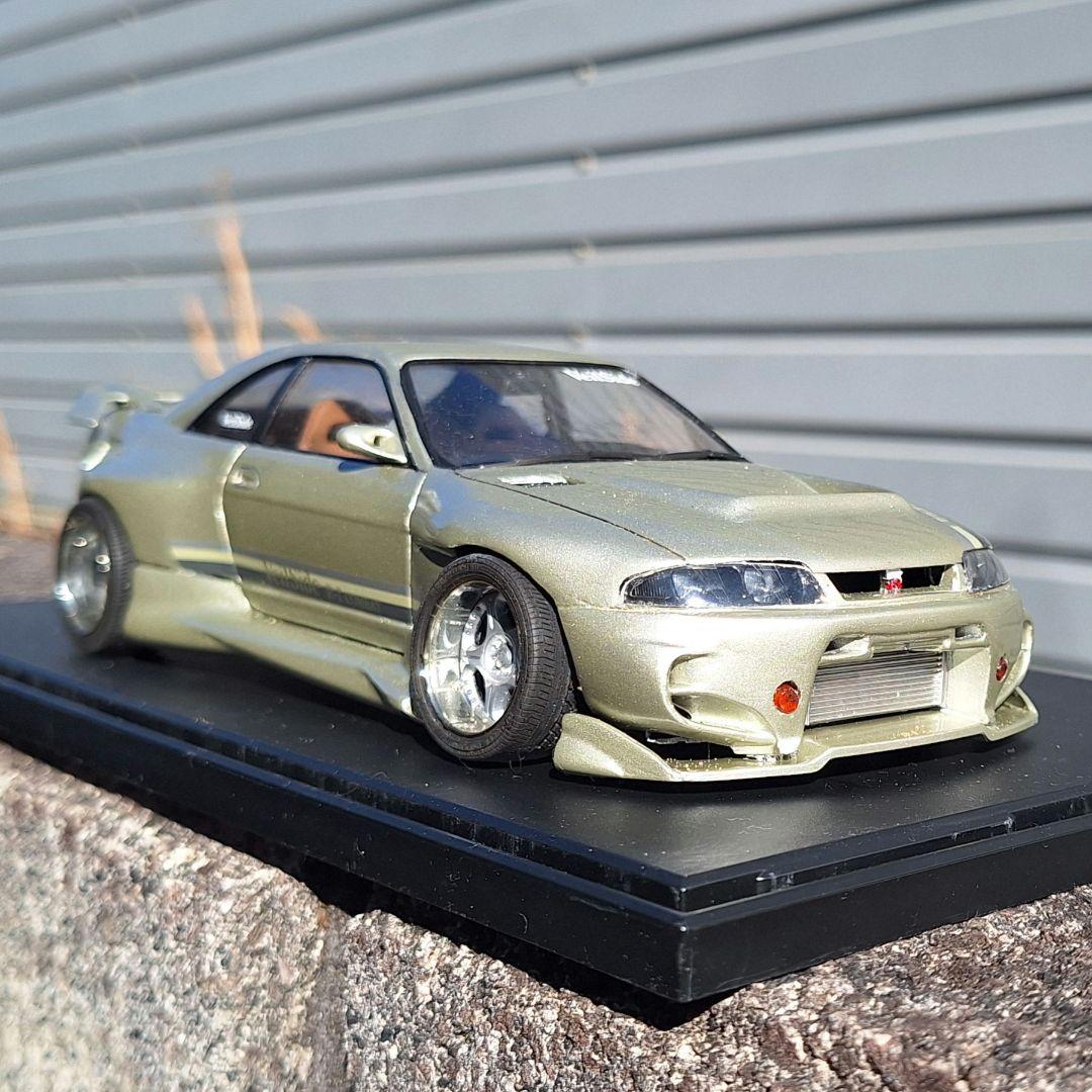 ハセガワR32GT-R パトカー アオシマR33GT-R ヴェイルサイド