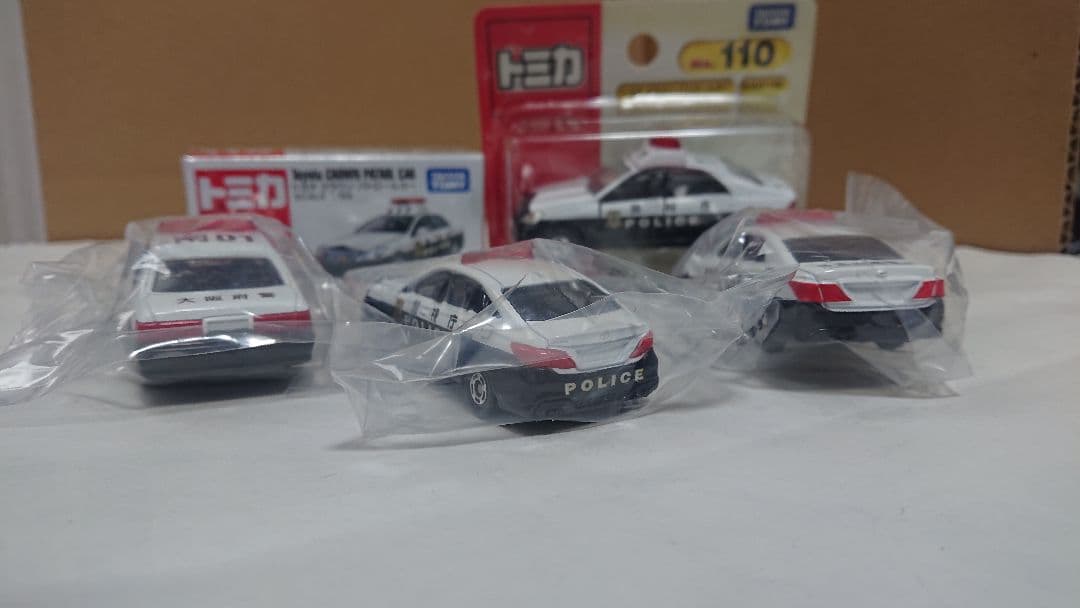 トミカ クラウン パトカー ５台セット 新品 未使用 廃盤