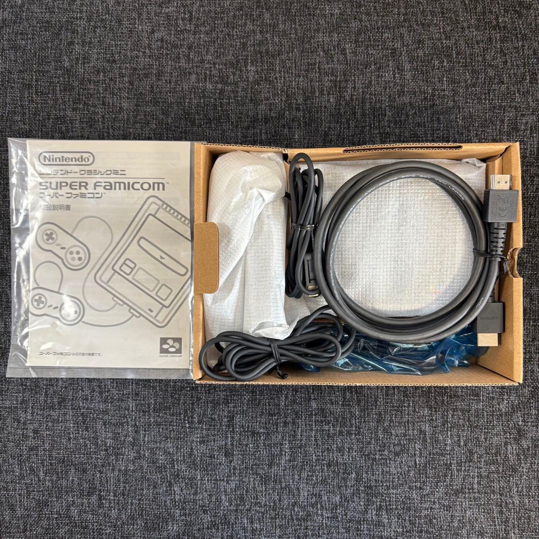 【超美品】Nintendo ニンテンドークラシックミニ スーパーファミコン