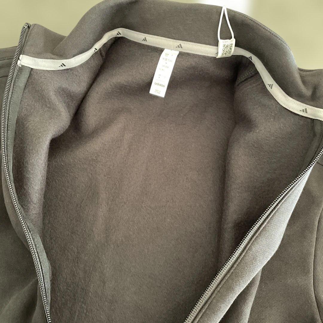 アディダスゴルフ　スウェットセットアップ　ジャケット&スカートスリーストライプス