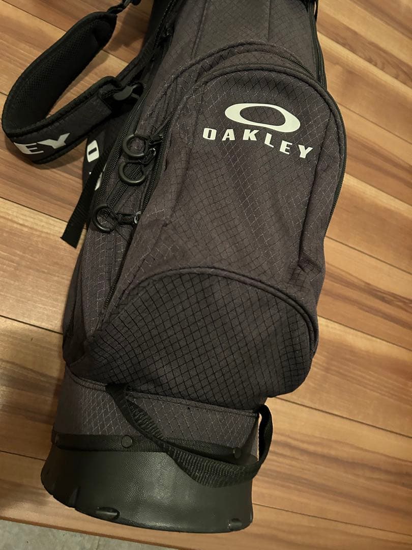 OAKLEY キャディバッグ スタンド付　BLACK