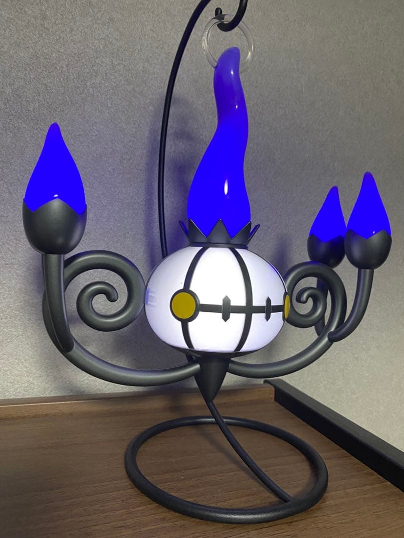 ポケモンセンター限定　光がまたたくLEDライト　シャンデラ