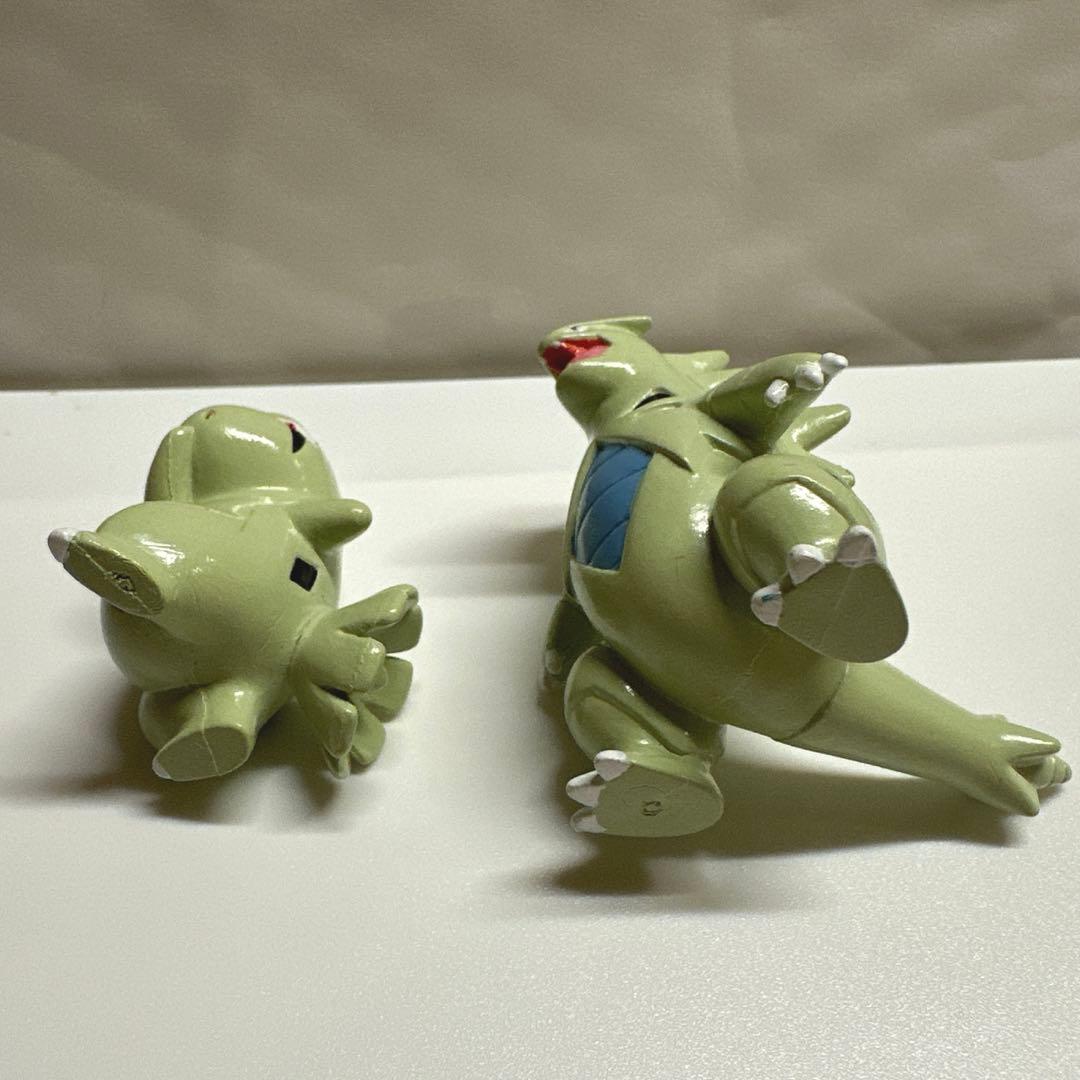 ポケモン【初期】 モンコレ　ヨーギラス　バンギラス