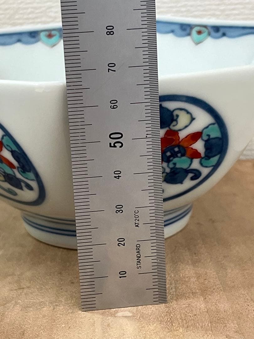 人間国宝　13代　今泉今右衛門窯 錦草花文 六角小鉢 色鍋島 有田焼 高級