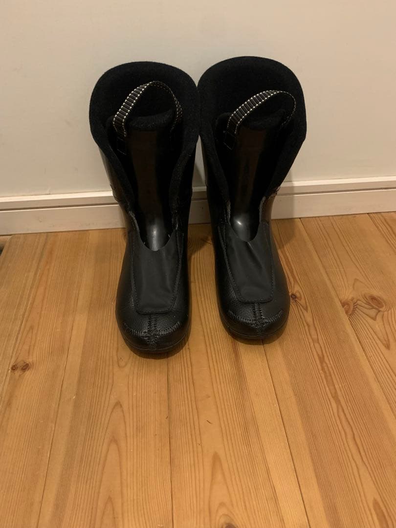 サロモン子ども用スキー靴 23.0-23.5cm