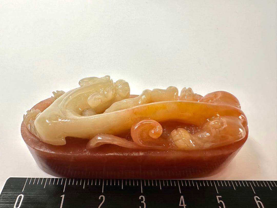 螭虎 古獣　田黄　高級印材　ラオス　篆刻　印材　印石　書道　落款　遊印