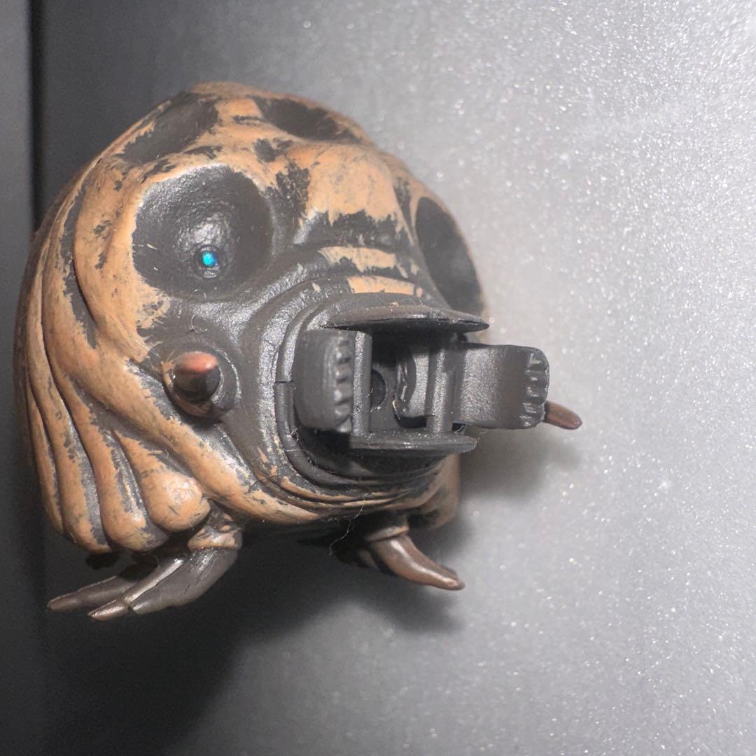 S.H.MonsterArts モスラ 幼虫