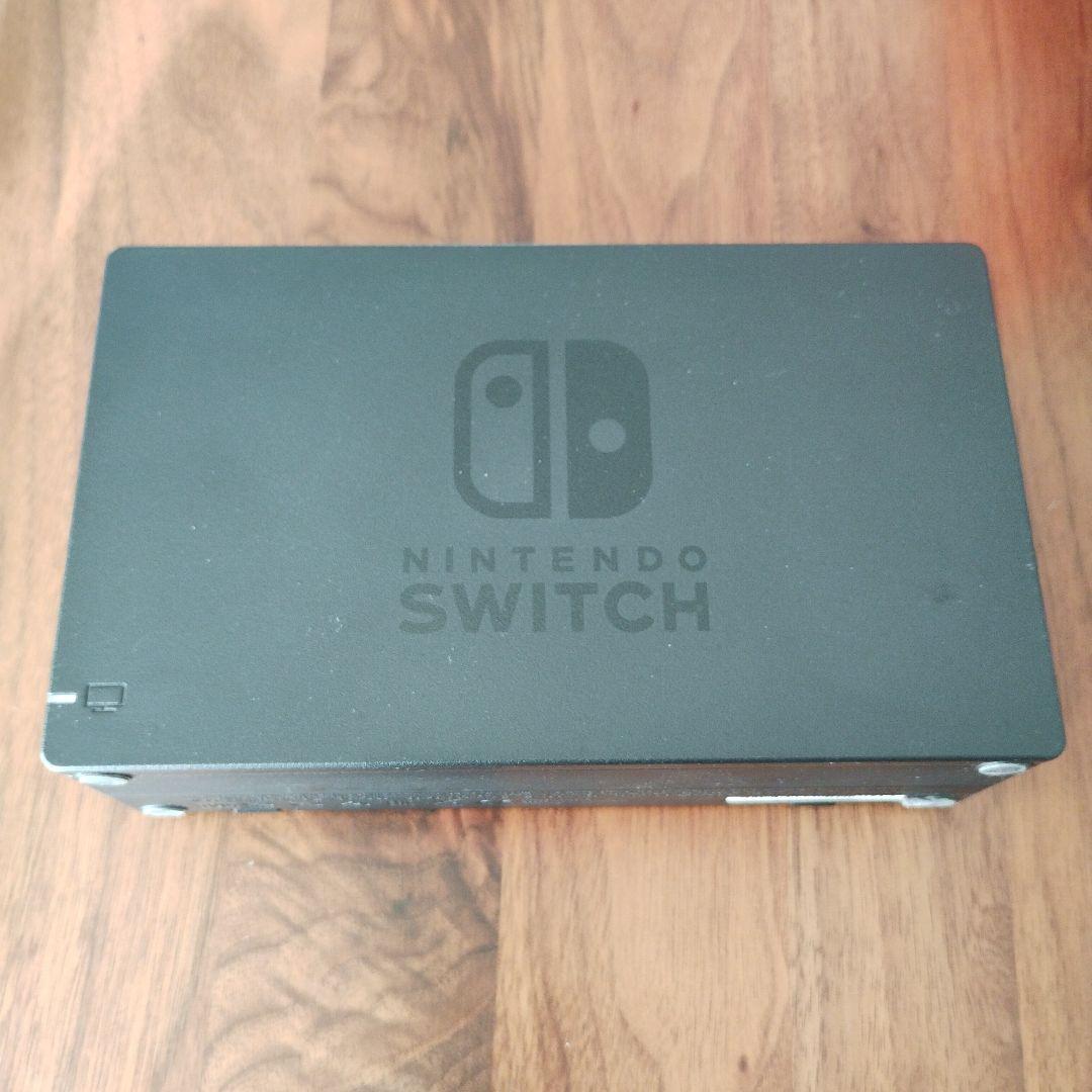 Nintendo Switch 本体 + Joy-Con（青・赤）