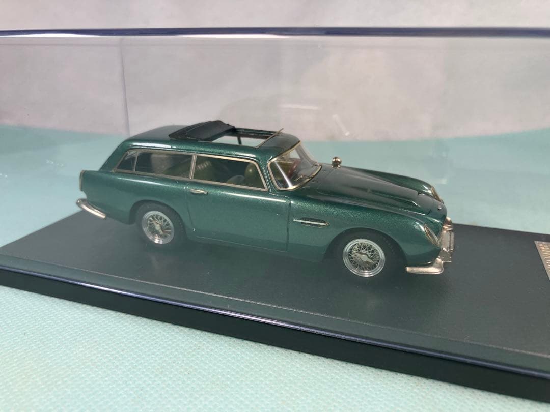 Aston Martin DB5 Shooting Brake 1963 限定品