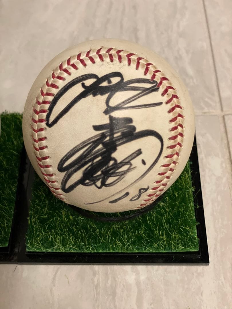 松坂大輔　直筆サインボール　２個