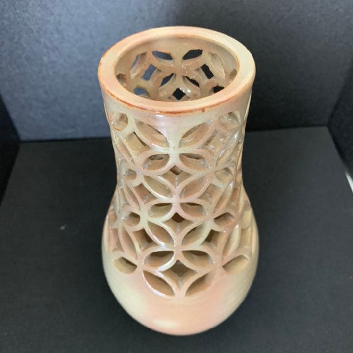 萩焼深川本窯　12代　田原陶兵衛　七宝透し杓立　　杓立