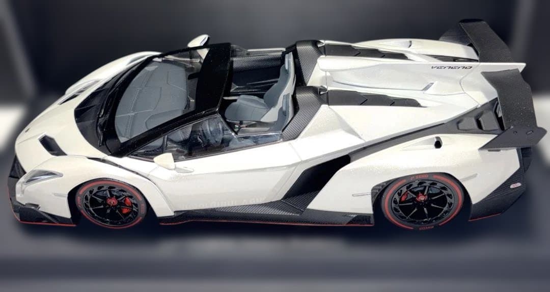 京商 ランボルギーニ ヴェネーノ 1/18 OUSIA