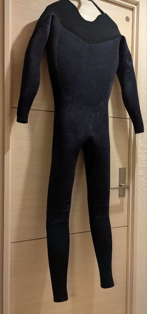 AIRTIGHTエアタイト 3.5mm セミドライスーツ ML相当