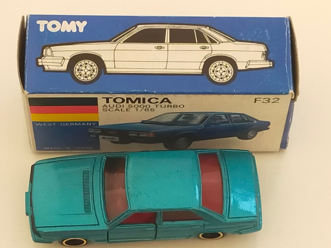 アウディ 5000 ターボ 一般輸出 仕様 青箱 トミカ F32-2-4 日本製
