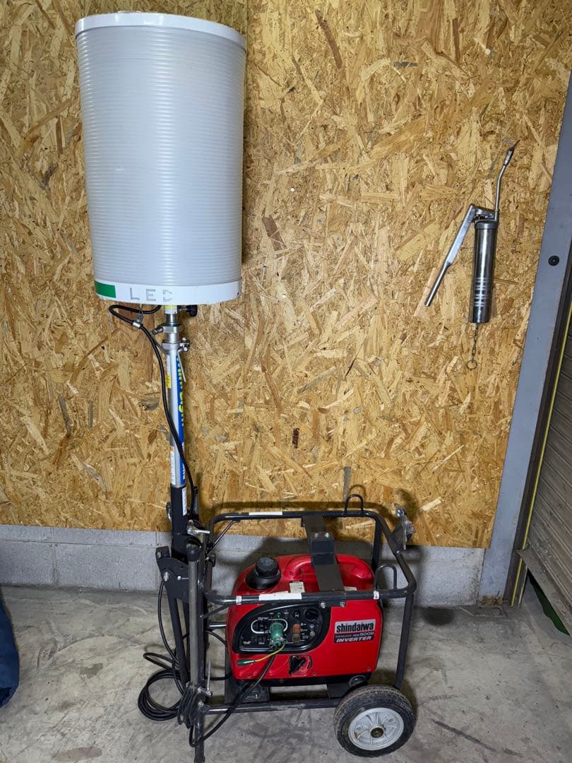 美品 shindaiwa 投光器LED バルーンライト インバーター発電機整備済