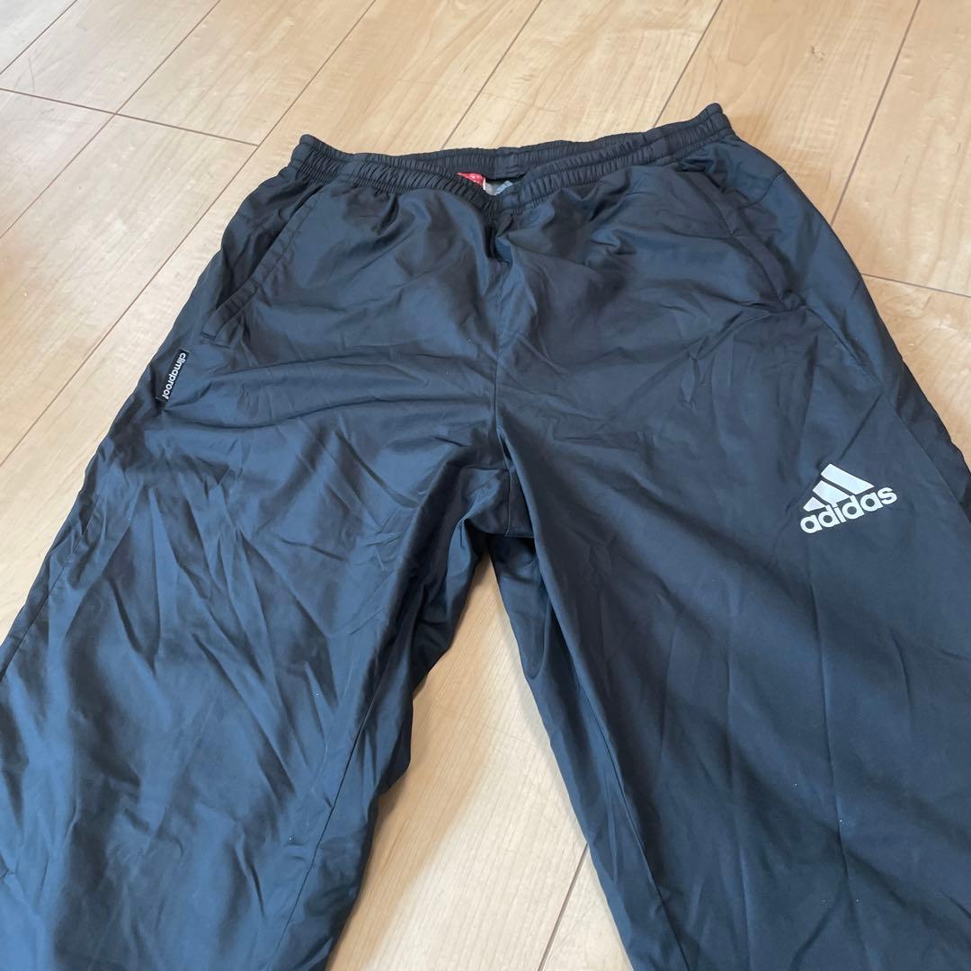 アディダス adidas ウインドブレーカー 上　下2セット。34