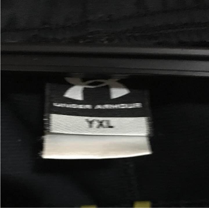 アンダーアーマー