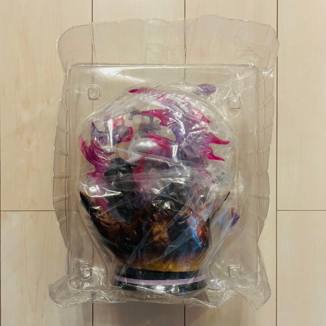 ミュウツー 進化 LED フィギュア