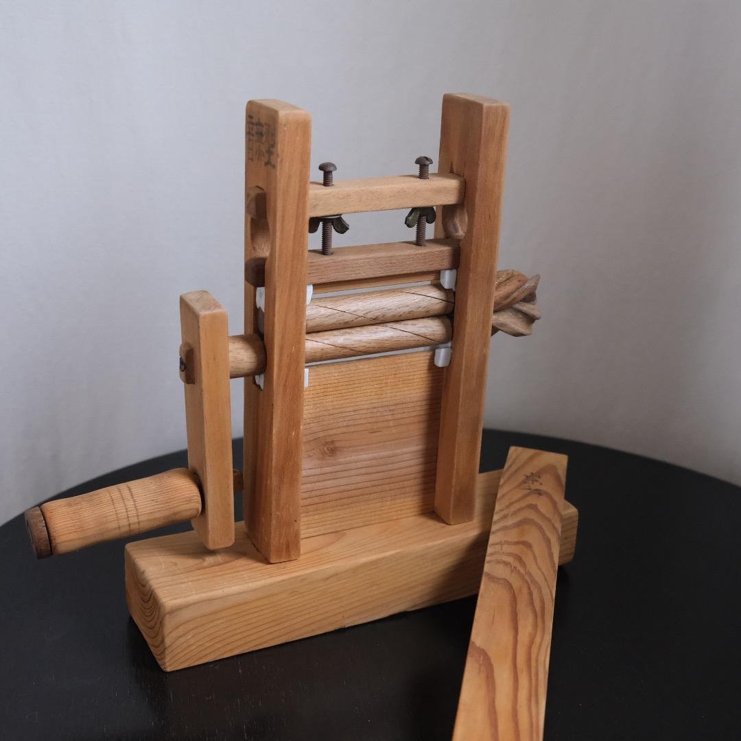 棉繰り機　綿繰り機　わたくり機　織り機　手紡ぎ　手織り　スピンドル　古道具