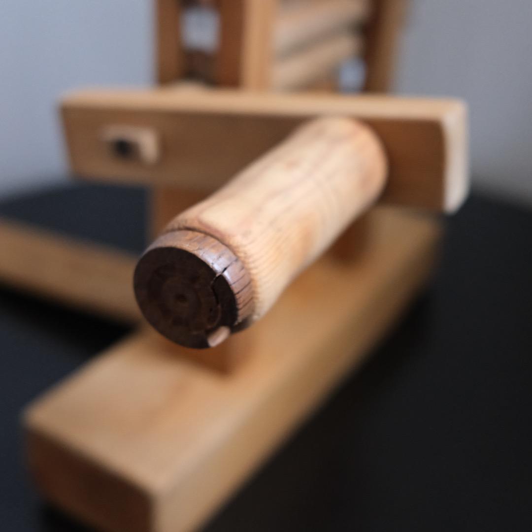 棉繰り機　綿繰り機　わたくり機　織り機　手紡ぎ　手織り　スピンドル　古道具