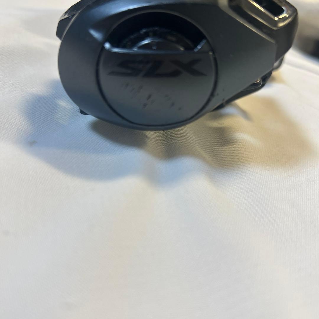 SLX MGL バス釣り　リール　 黒 71ハイギアHG シマノ　箱付き