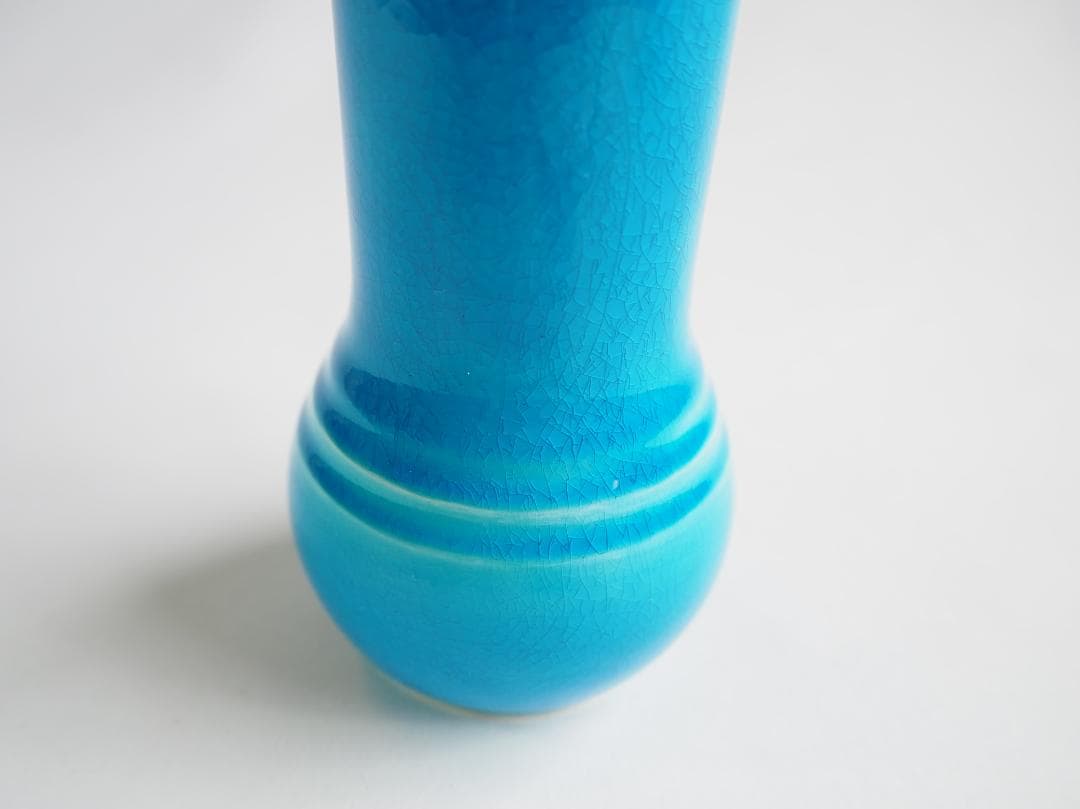 17代永樂善五郎造（而全）『浅黄交趾花入』 (共箱)　千家十職