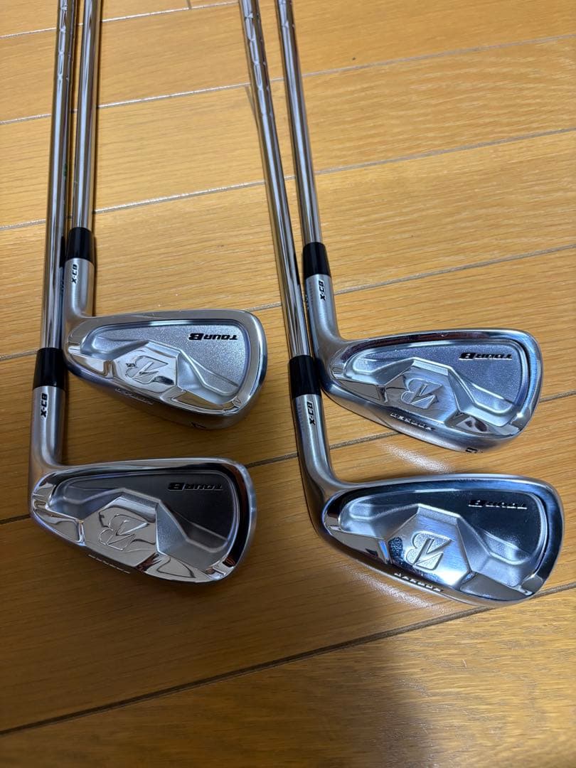 【美品】TOUR-B X-CBアイアン7〜P NS850R シャフト