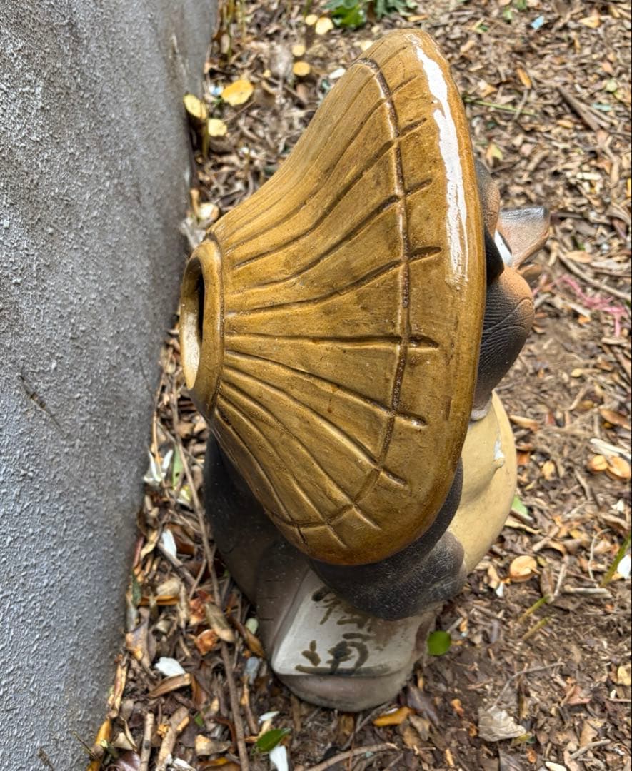 狸 縁起物 陶器製 約56cm 麦わら帽子 置物