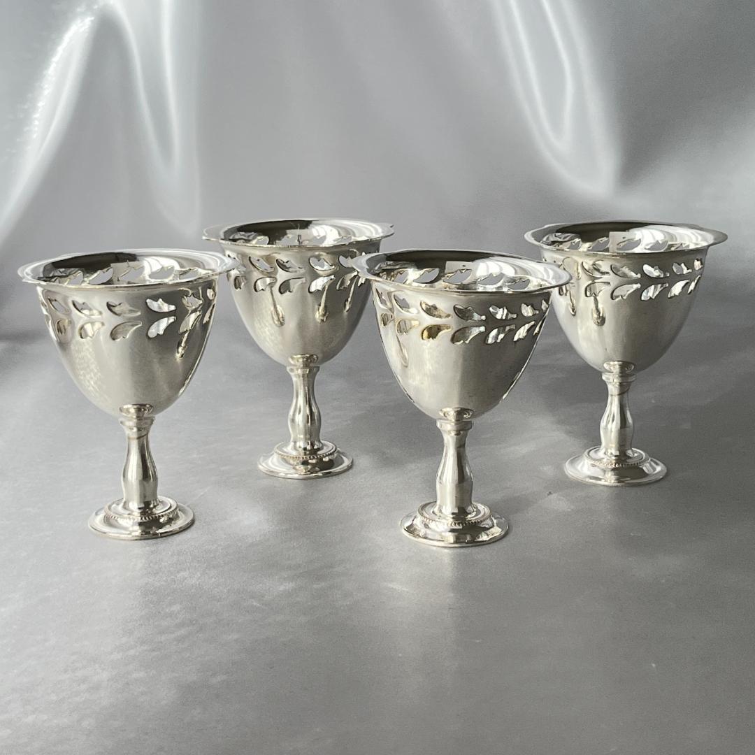 【John Harrison & Co】 透かしのエッグセット　エッグカップ