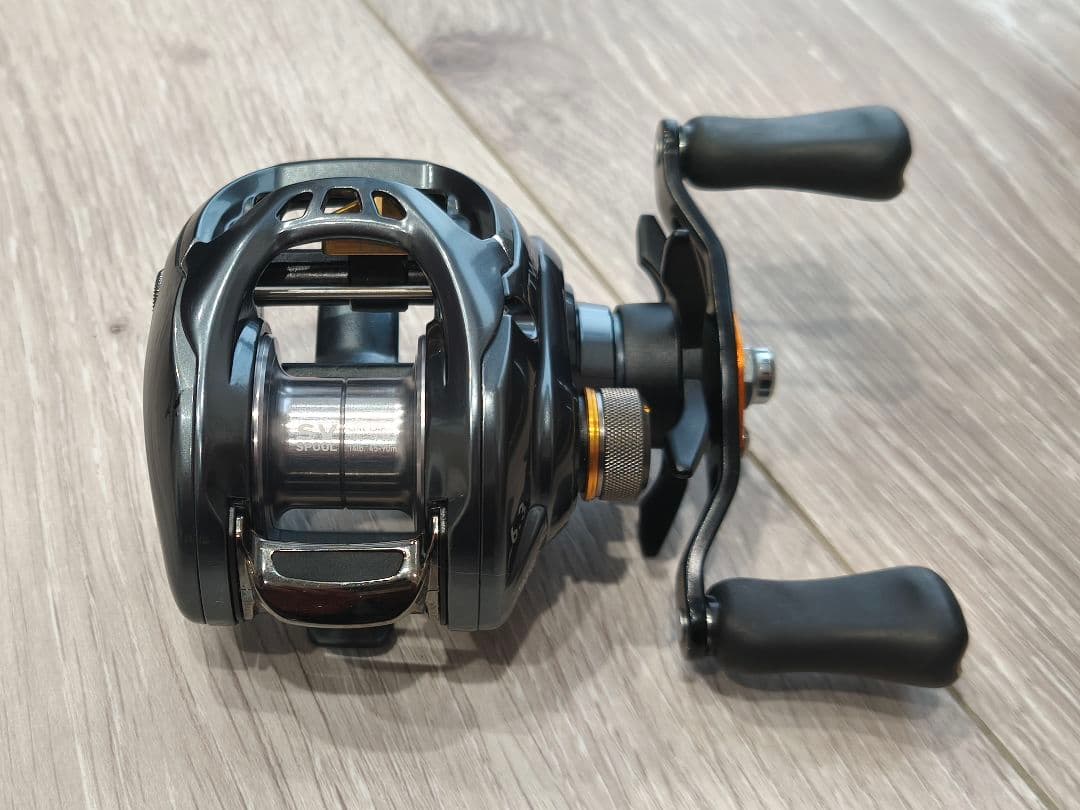 ダイワ 17タトゥーラ svtw 6.3 右ハンドル